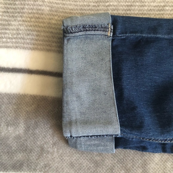 Blue jeans - Picture 3 of 4